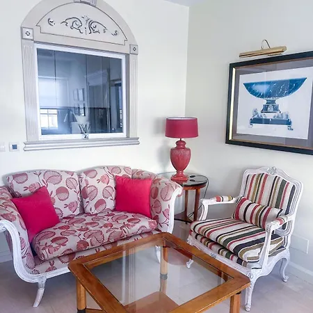 Apartment Guadalpin Boutique *