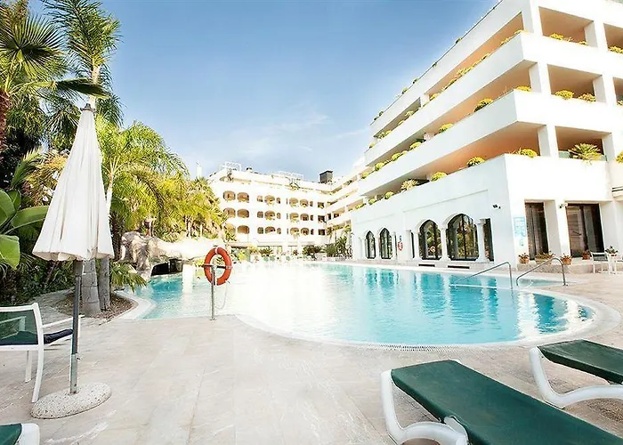 Apartamento Guadalpin Boutique